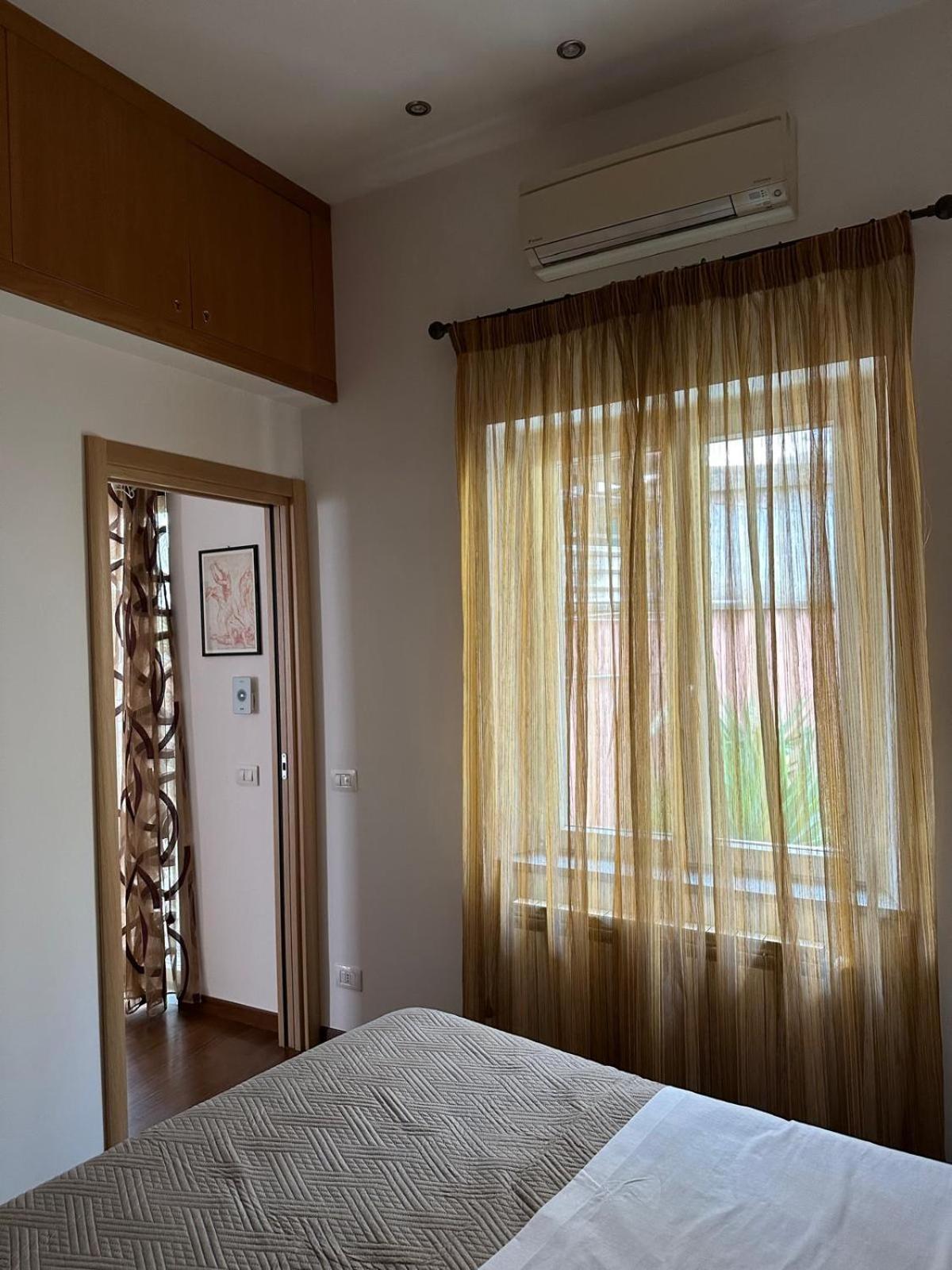 Interno Otto Roma